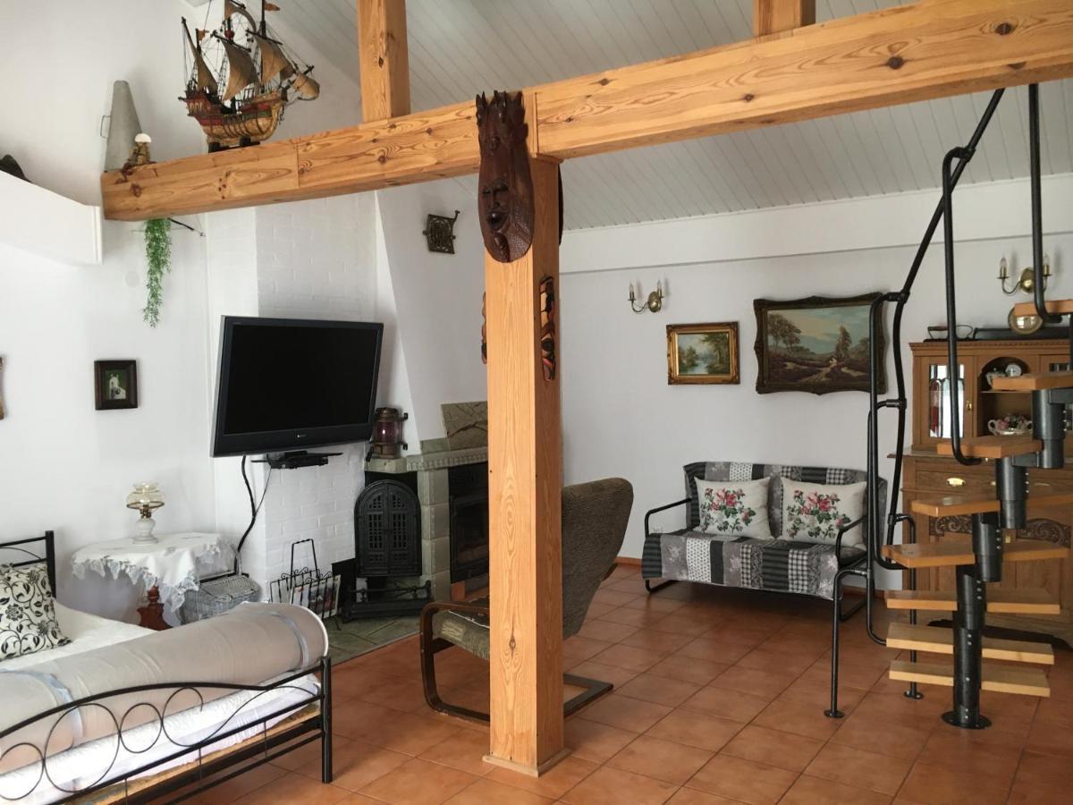 Kapitanskie Gniazdo Czaplinek Exteriör bild
