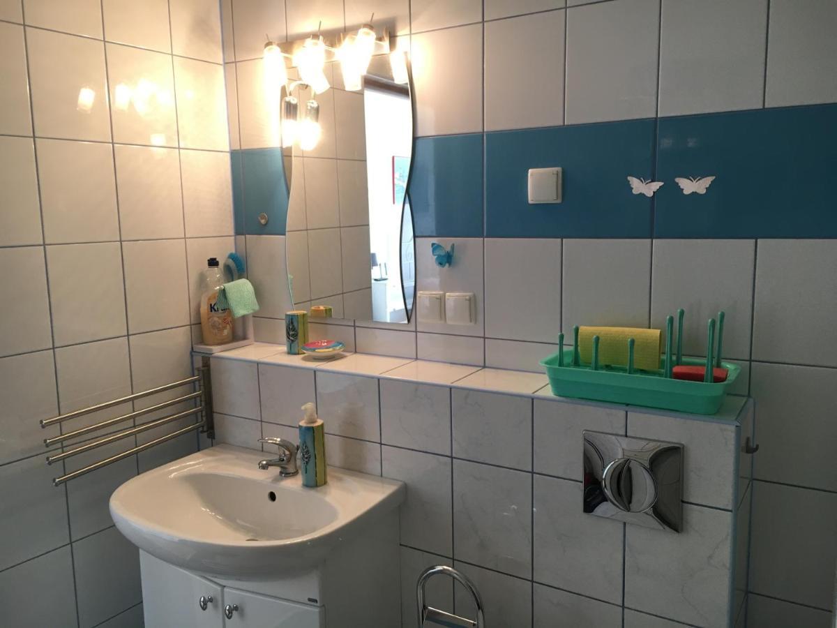 Kapitanskie Gniazdo Czaplinek Exteriör bild